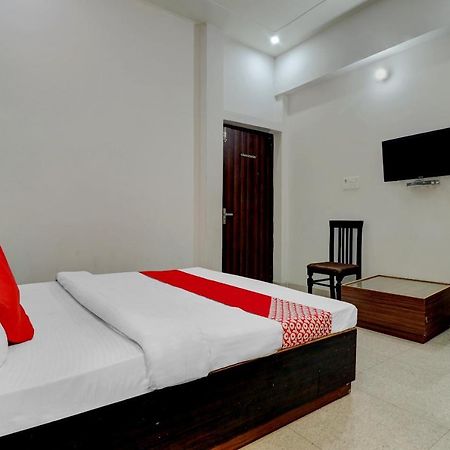 Oyo 72429 New Abhinandan Hotel Amroha Exterior foto
