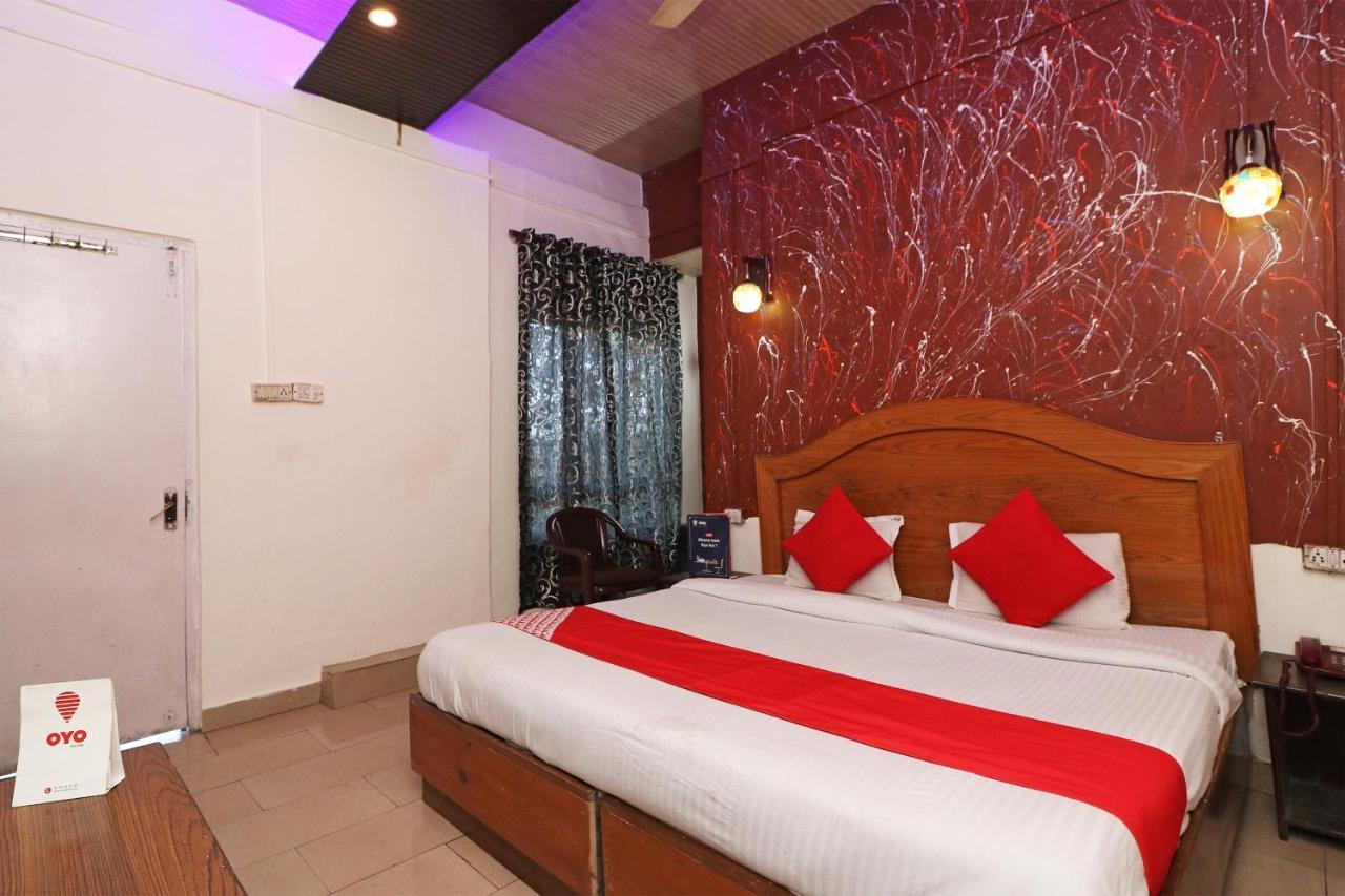 Oyo 72429 New Abhinandan Hotel Amroha Exterior foto